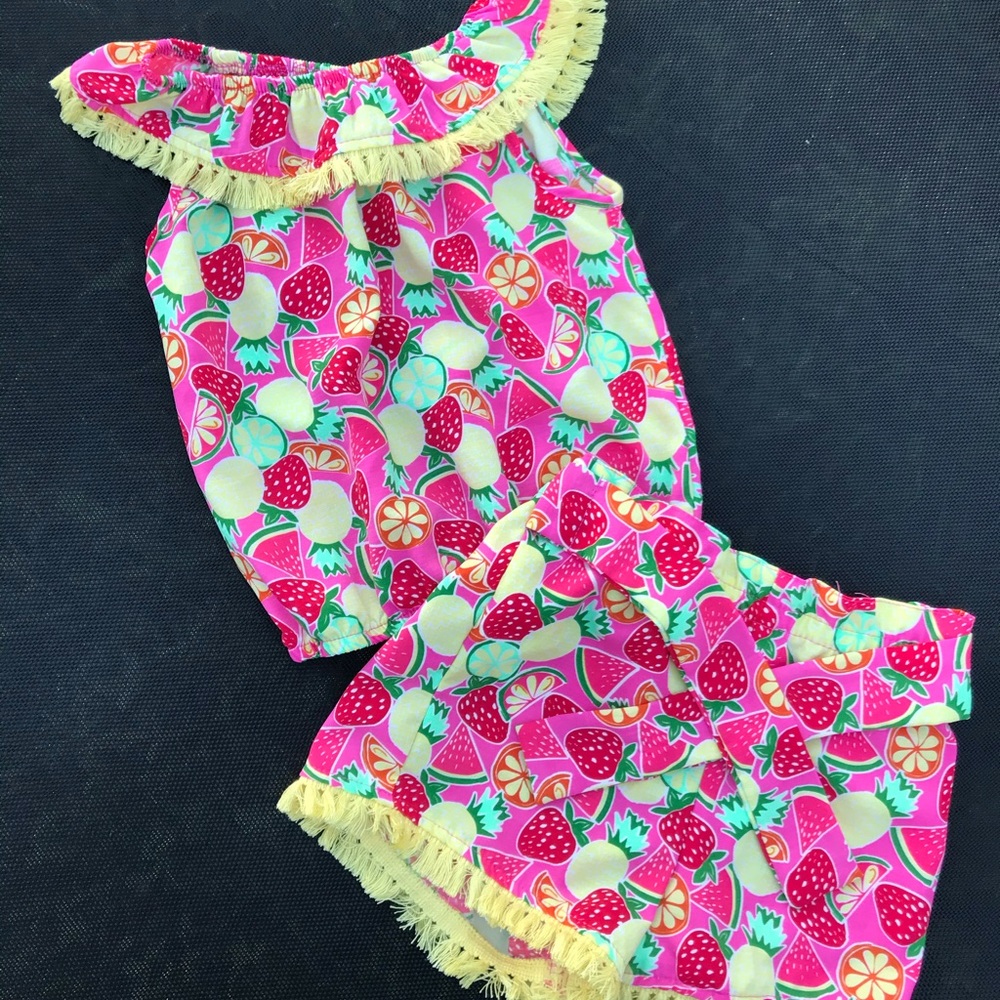 Little girl two piece summer outfit
